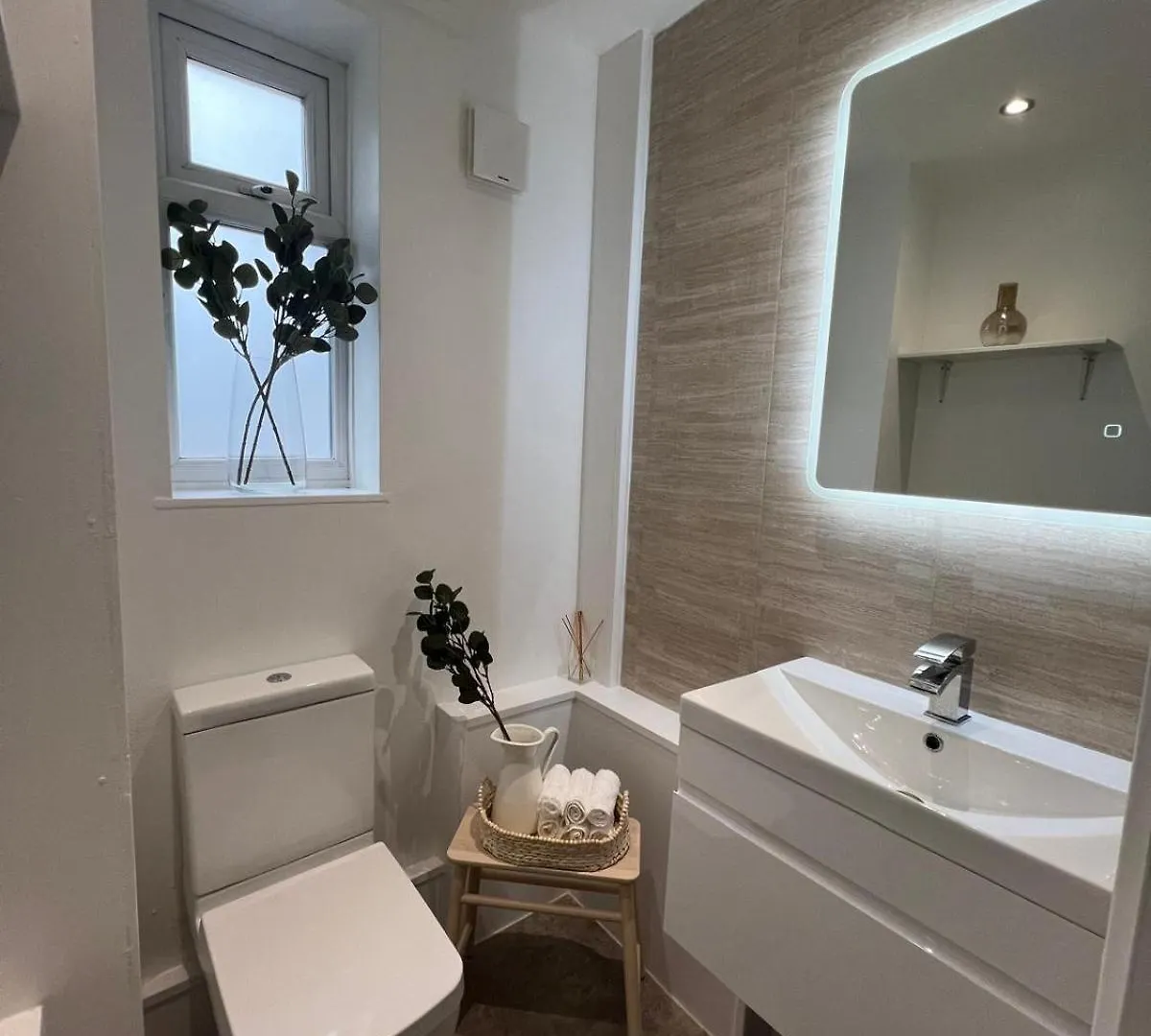 Apartment The Spacious Haven - Zone 2 Inner City London