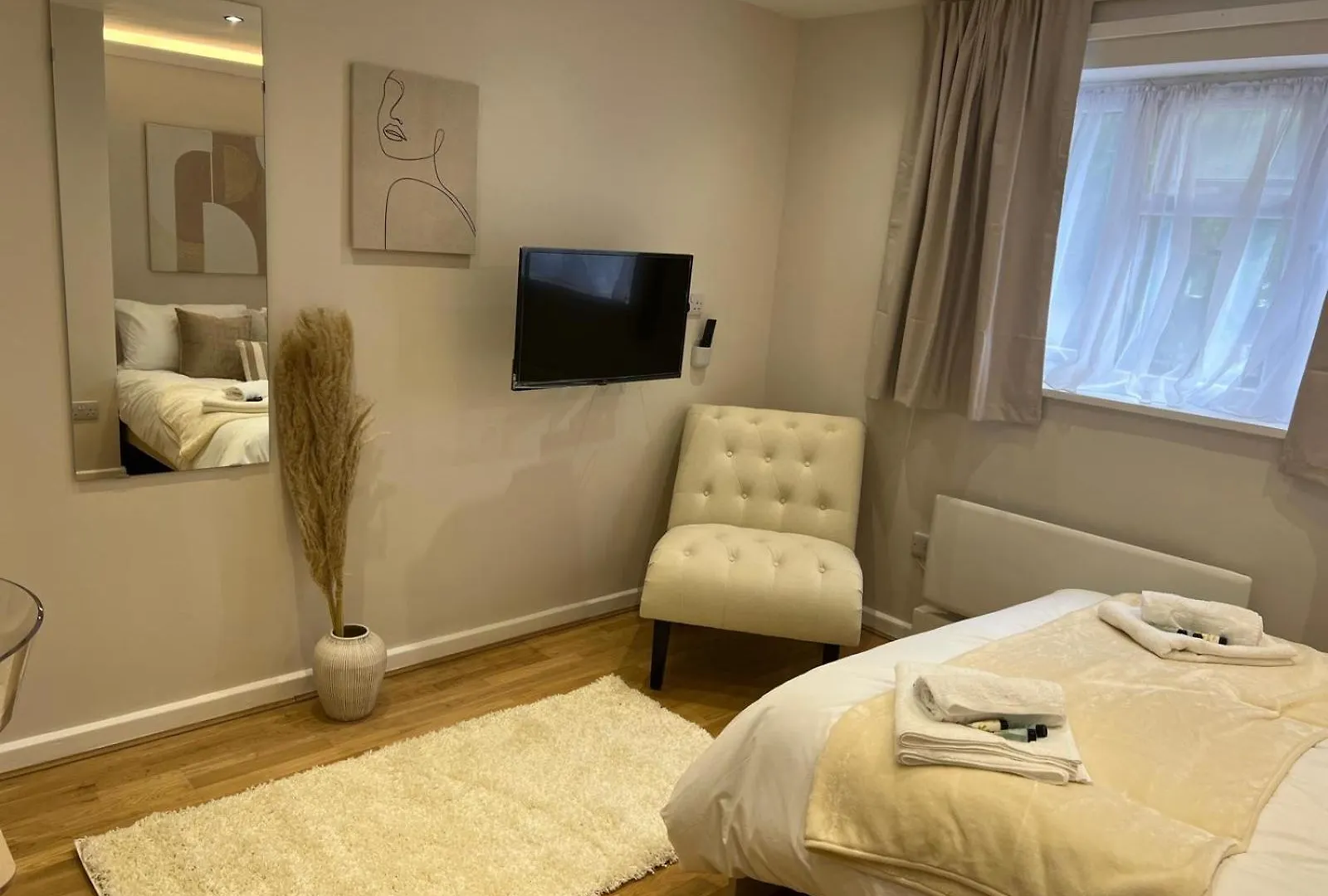 The Spacious Haven - Zone 2 Inner City London United Kingdom
